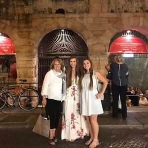 Meet your Posher, Joan